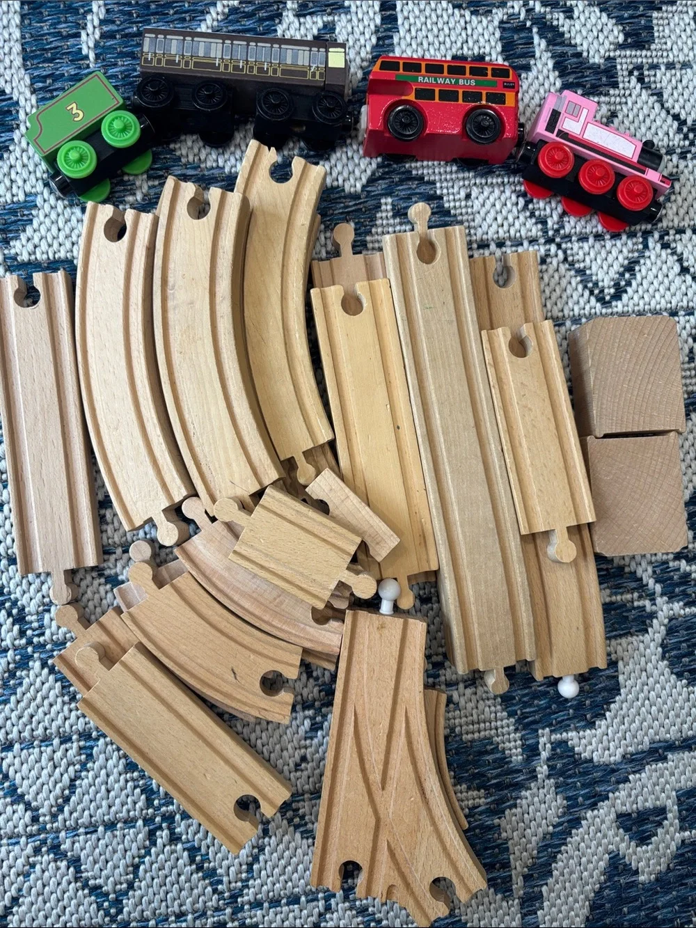 24-pc Wooden Train Track Set with 4-pc  Engine Cars -thomas
